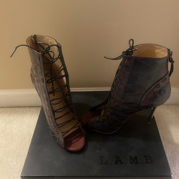 L.A.M.B. Black and Burgundy Lace-Up Heels - Picture 6 of 8